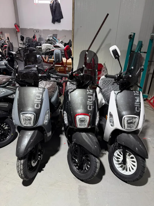 City 125, scooter urbain GMC Motors
