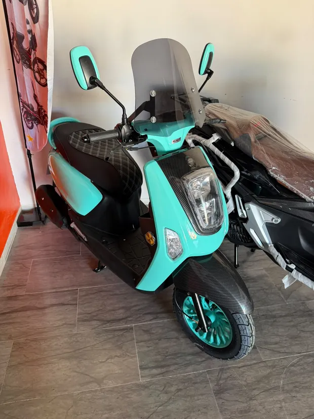 Euro 125, scooter classique GMC Motors